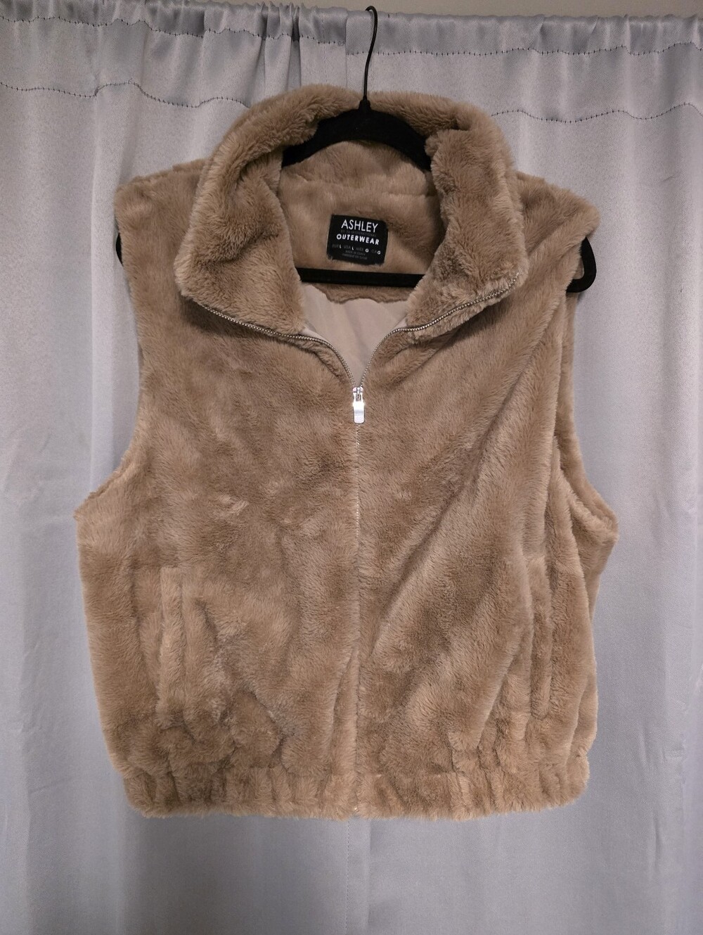 Ashley By 26 International Plush Faux Fur Vest in Beige